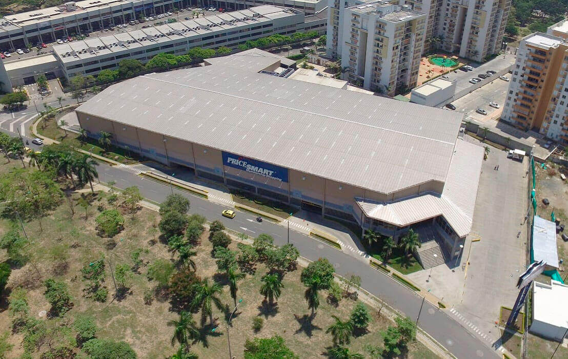 Construyen nuevo club de tiendas en Medellín | Conectando Negocios