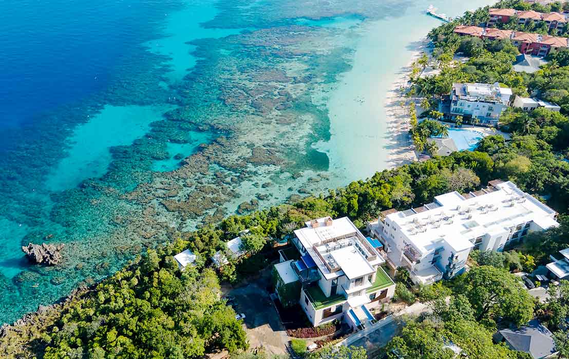 Arriba al Caribe Occidental, Kimpton Grand Roatán Resort & Spa  | Conectando Negocios